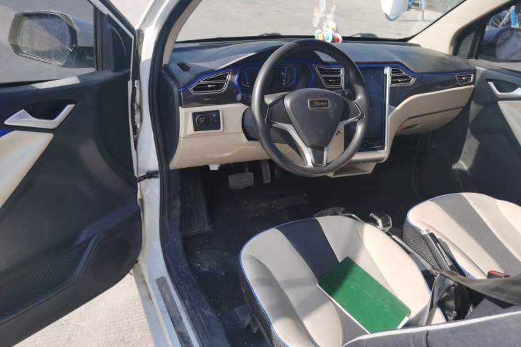 Used Zotye Sesame 2017 Standard Model