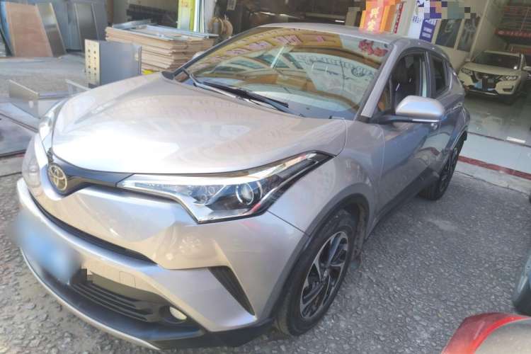 Used Toyota IZOA 2018 2.0L Yichi Edition China V Standard