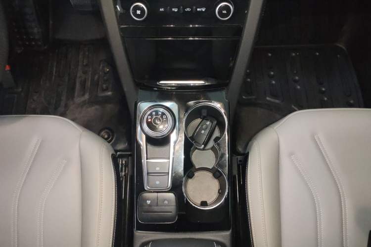 Used Ford Escape 2020 EcoBoost 245 Two-Wheel Drive Smart & Enjoyment Model