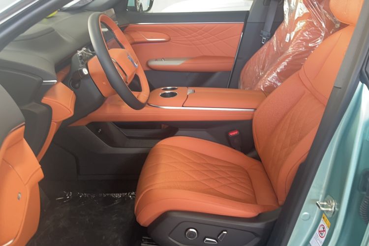 Used Deepal S07 2023 200Max Range-Extended Version
