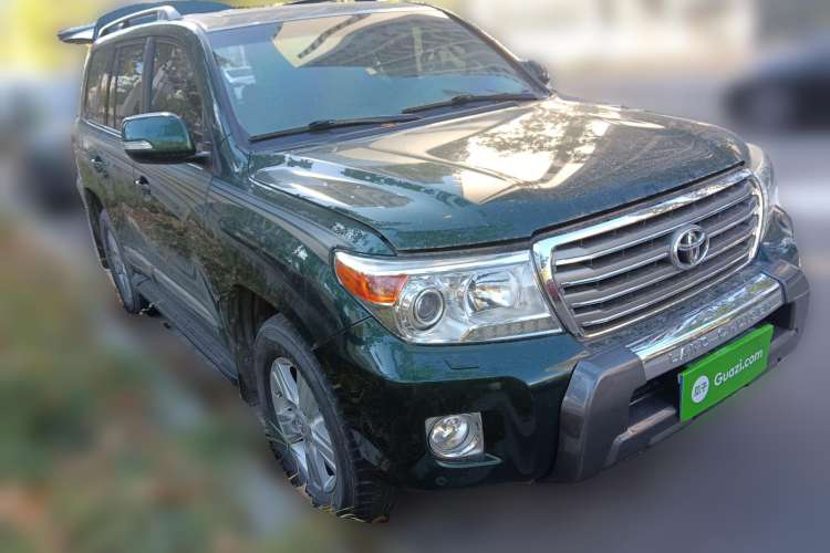 Used Toyota Land Cruiser 2012 4.6L Automatic VX-R
