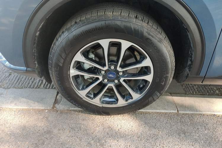 Used Ford Escape 2020 EcoBoost 245 Two-Wheel Drive Smart & Enjoyment Model