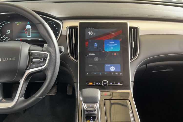 Used Roewe i6 MAX 2020 300TGI Automatic Cool & Stylish Skyroof Edition