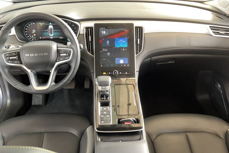 Used Roewe i6 MAX 2020 300TGI Automatic Cool & Stylish Skyroof Edition