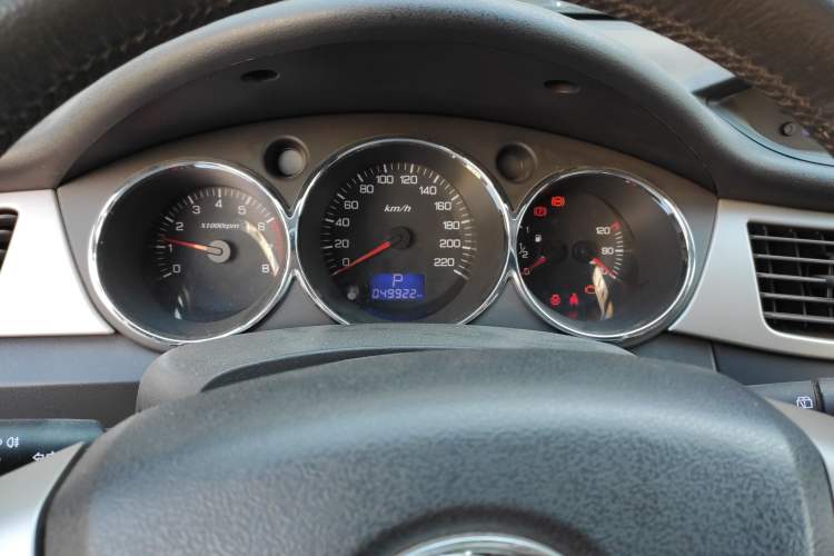 Used Dongfeng Aeolus H30 2012 CROSS 1.6L Automatic Zunyi Model
