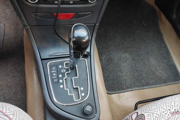 Used Dongfeng Aeolus H30 2012 CROSS 1.6L Automatic Zunyi Model
