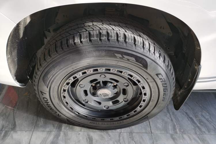 Used Haval H9 2017 2.0T Diesel 4x4 Premium 5-Seater