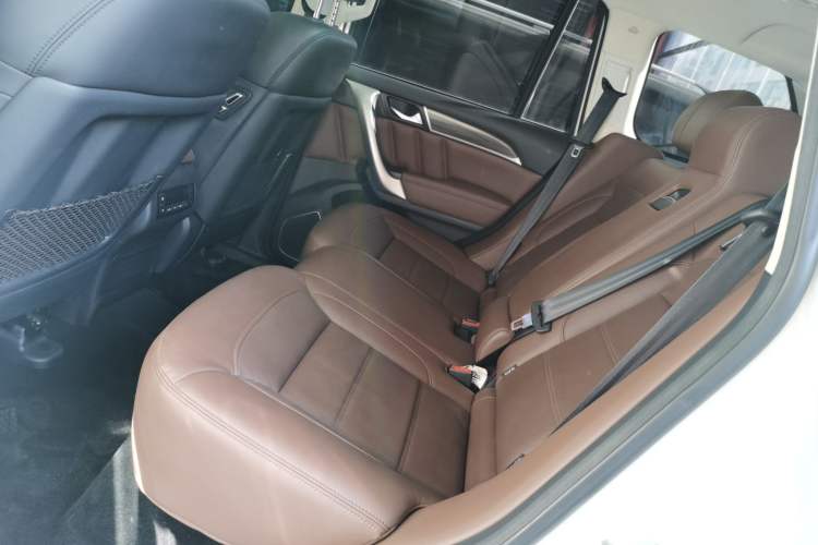 Used Haval H9 2017 2.0T Diesel 4x4 Premium 5-Seater