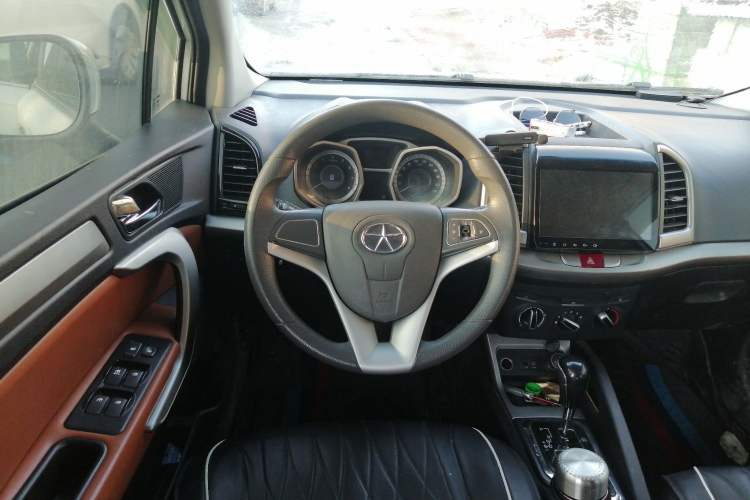 Used JAC Refine S3 2014 1.5L CVT Luxury Version
