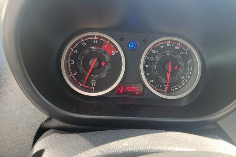 Used MG 3SW 2015 1.5L AMT Elite Model
