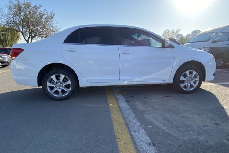 Used BYD e5 2016 300 Prestige Edition
