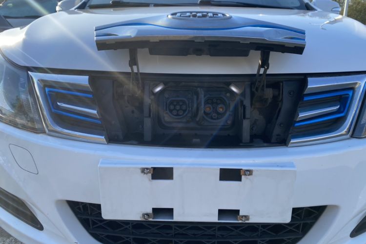 Used BYD e5 2016 300 Prestige Edition
