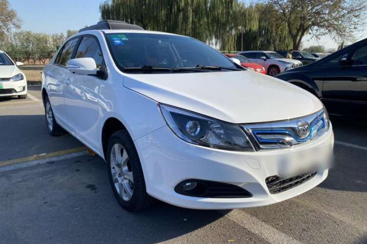 Used BYD e5 2016 300 Prestige Edition
