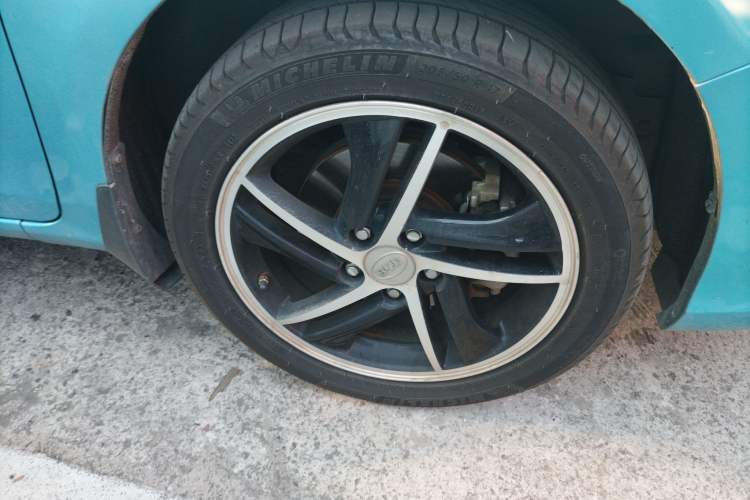 Used BYD Qin New Energy 2014 1.5T Cool Black Knight Flagship Model
