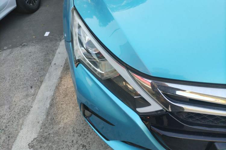 Used BYD Qin New Energy 2014 1.5T Cool Black Knight Flagship Model
