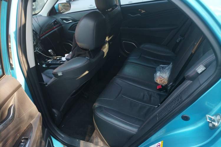 Used BYD Qin New Energy 2014 1.5T Cool Black Knight Flagship Model
