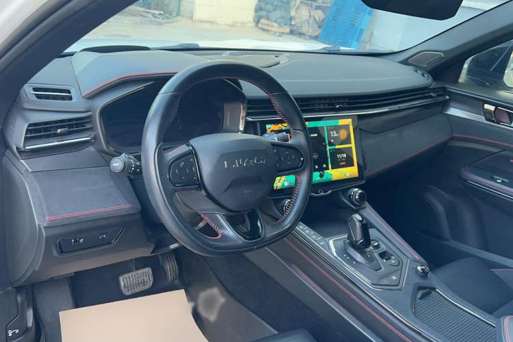 Used Lynk & Co 05 2020 2.0TD Four-Wheel Drive HypeHalo
