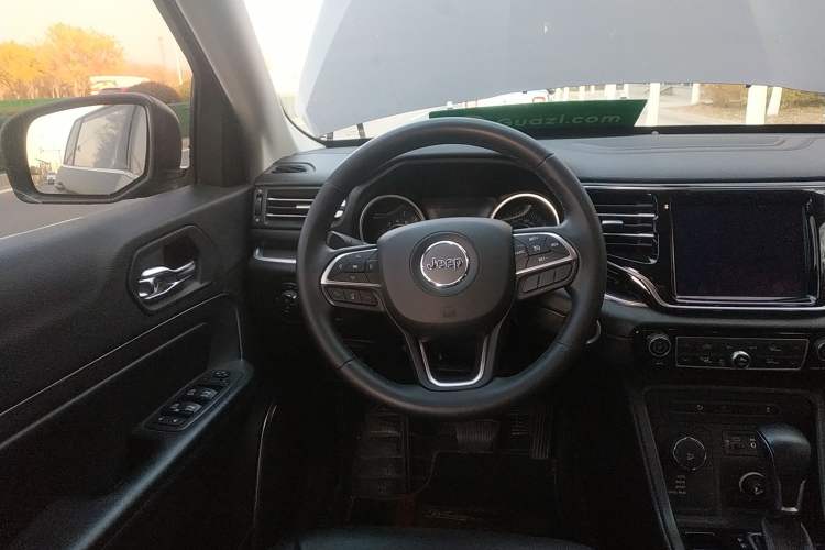 Used Jeep Commander 2018 2.0T Four-Wheel Drive Prestige Edition China V