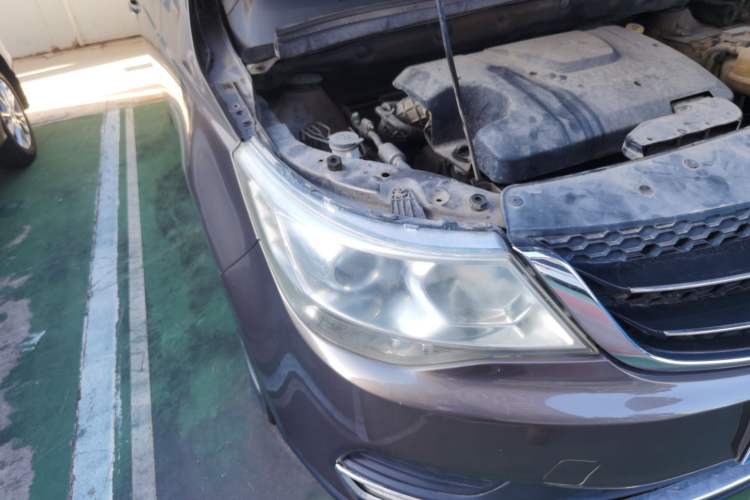 Used Baojun 730 2016 Revised 1.5L Manual Standard Version 7 Seats China V Emission Standard