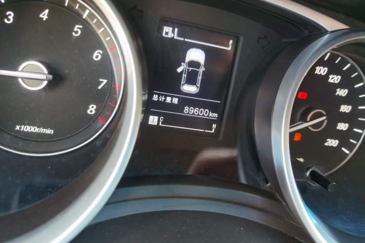 Used Baojun 730 2016 Revised 1.5L Manual Standard Version 7 Seats China V Emission Standard