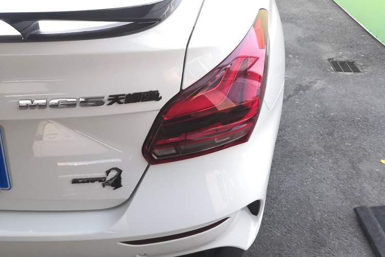 Used MG 5 Scorpio 2022 1.5T Trophy Sport Luxurious Edition