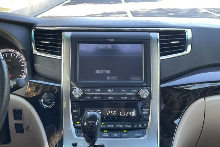 Used Toyota Alphard 2012 3.5L Luxury Edition
