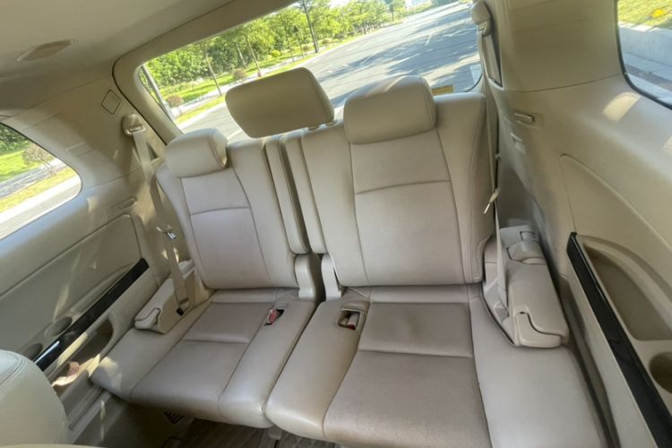 Used Toyota Alphard 2012 3.5L Luxury Edition
