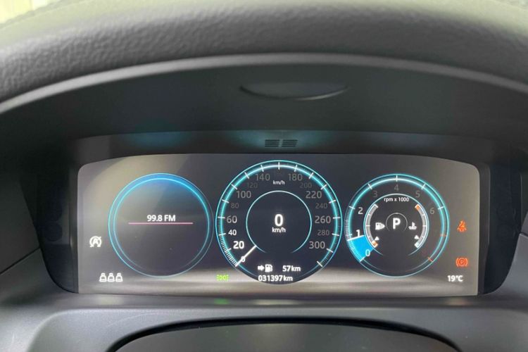 Used Jaguar XFL 2020 XFL 2.0T P200 Two-Wheel-Drive Rally Flag Edition