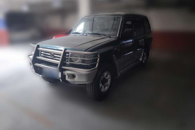 Used Leopaard Heijingang 2013 2.2L Manual Two-Wheel Drive Standard Version