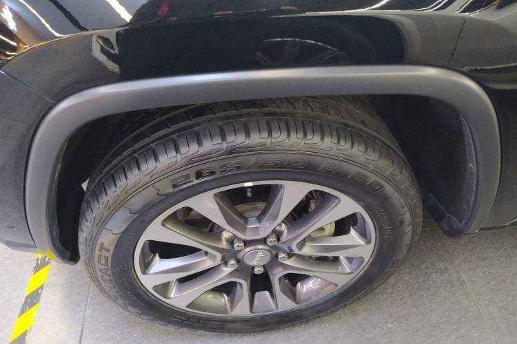 Used Jeep Grand Cherokee 2017 3.0L Comfort Navigation Edition
