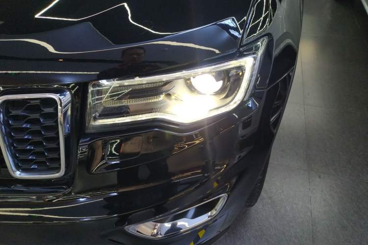 Used Jeep Grand Cherokee 2017 3.0L Comfort Navigation Edition
