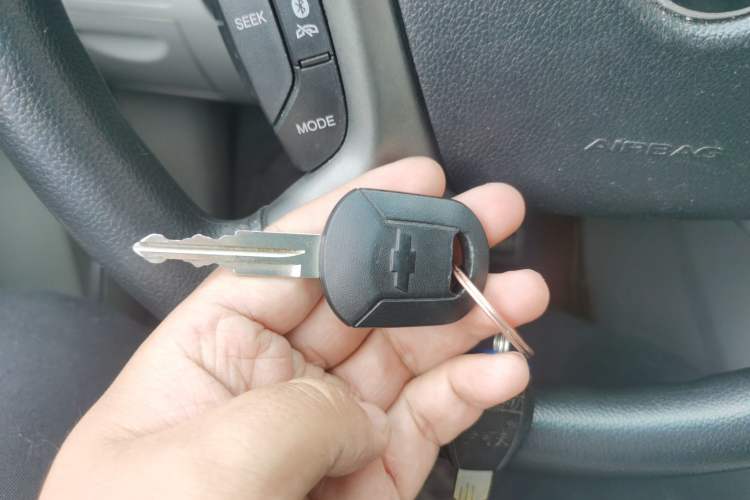 Used Chevrolet Captiva 2011 2.4 AT 5-Seater Comfort Edition Vehicle Key