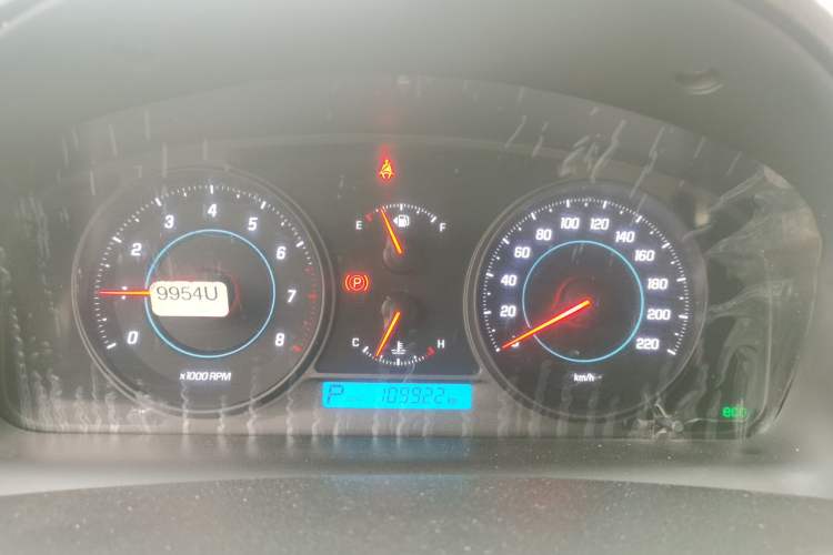 Used Chevrolet Captiva 2011 2.4 AT 5-Seater Comfort Edition Instrument Cluster