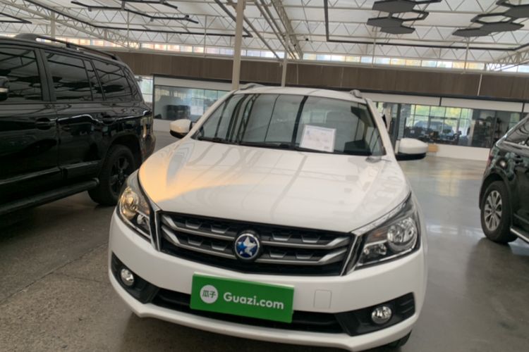 Used Venucia T70 2016 1.6L Manual Ruixing Edition
