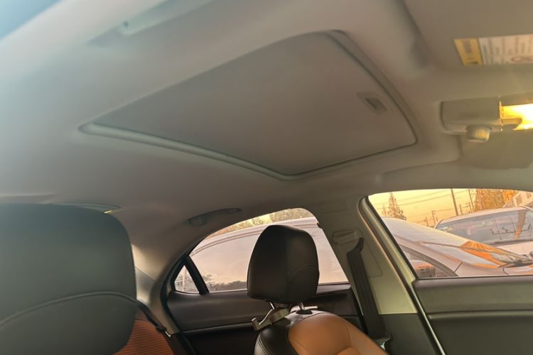 Used Roewe e550 2016 Flagship Edition