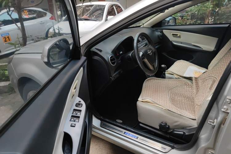 Used Haima Fumei 2011 1.6L Manual Luxury Edition
