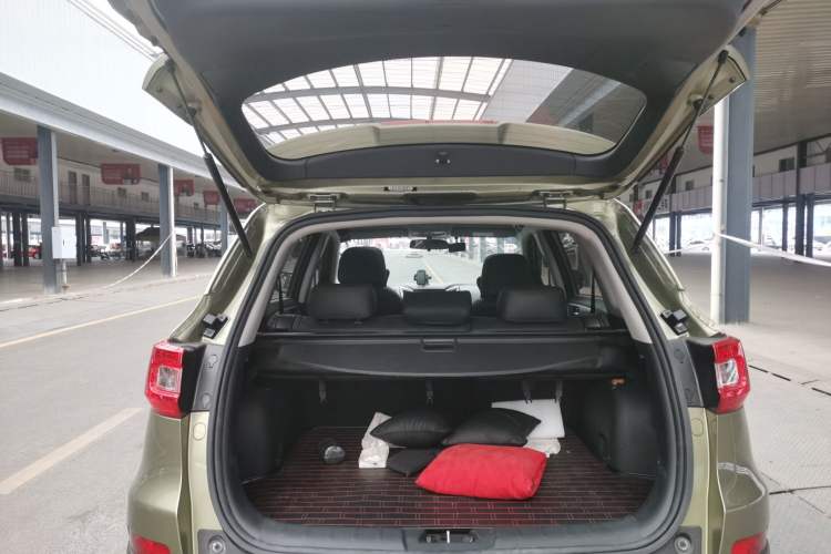 Used Changan CS75 2016 1.8T Automatic Elite Model China V Standard