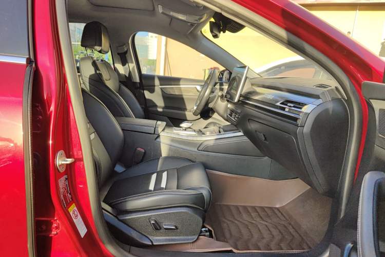 Used BYD Qin Pro New Energy 2018 DM 1.5TI Automatic Smart Connect Elite Model Right Front Seat