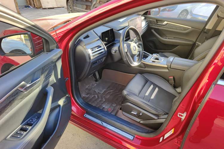 Used BYD Qin Pro New Energy 2018 DM 1.5TI Automatic Smart Connect Elite Model Driver Seat