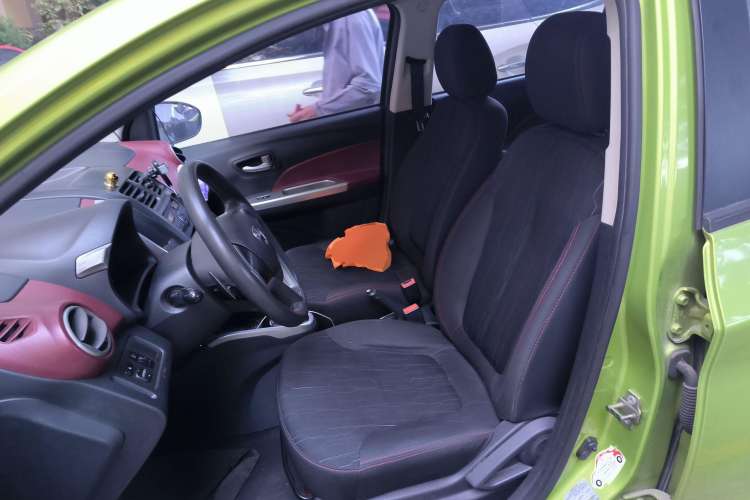 Used CHANGAN Benni 2015 1.4L IMT Luxury Model China V Standard Left Front Seat