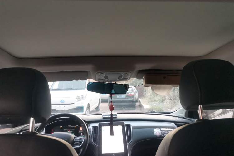 Used Roewe i6 MAX New Energy 2020 1.5T PHEV Cool & Stylish Skyroof Edition Headliner