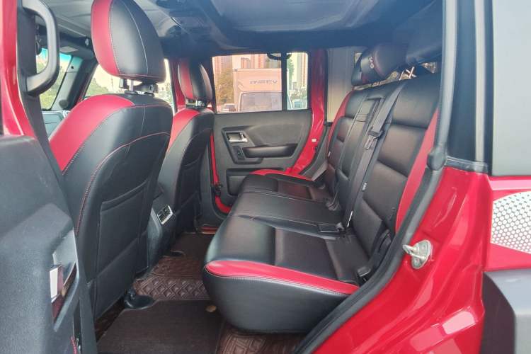 Used BAIC Off-Road BJ40 2017 40L 2.3T Automatic All-Wheel Drive Ring of the Tower Champion Edition
