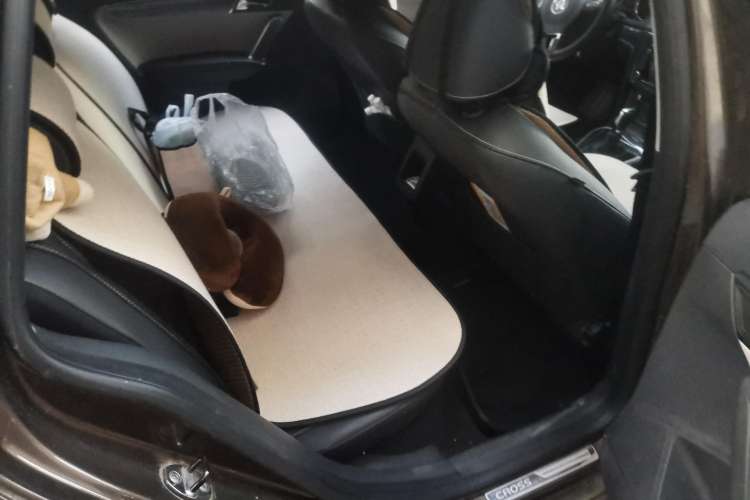 Used Volkswagen Cross Lavida 2014 1.4TSI DSG