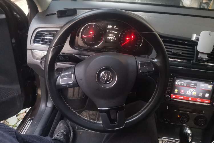 Used Volkswagen Cross Lavida 2014 1.4TSI DSG