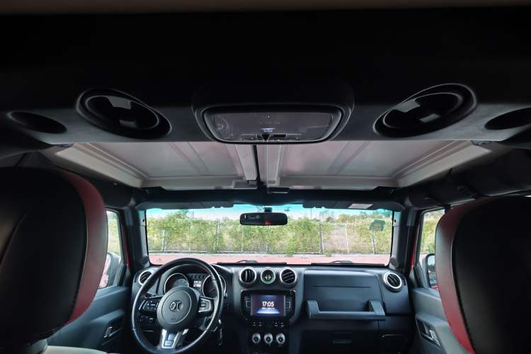 Used BAIC Off-Road BJ40 2017 40L 2.3T Automatic All-Wheel Drive Ring of the Tower Champion Edition
