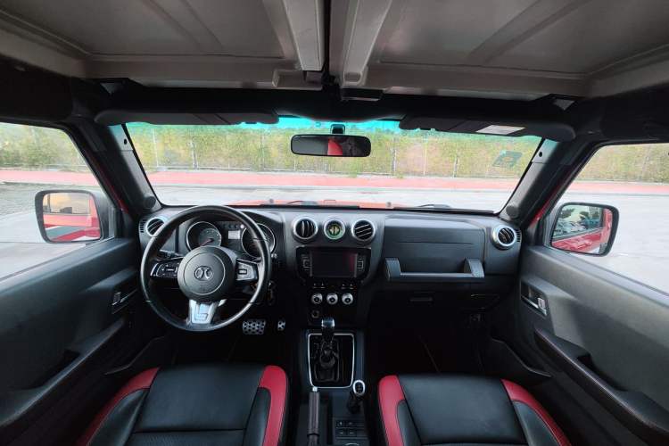 Used BAIC Off-Road BJ40 2017 40L 2.3T Automatic All-Wheel Drive Ring of the Tower Champion Edition
