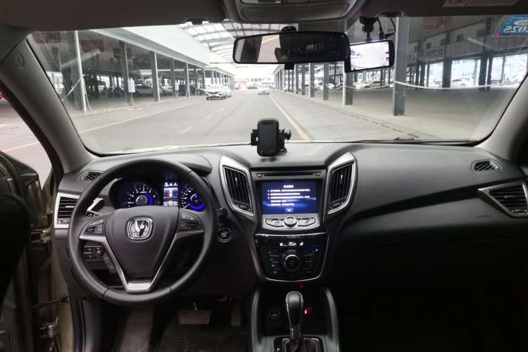 Used Changan CS75 2016 1.8T Automatic Elite Model China V Standard