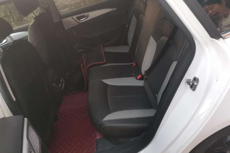 Used Roewe i6 MAX New Energy 2020 1.5T PHEV Cool & Stylish Skyroof Edition Left Rear Seat