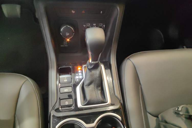 Used Jeep Grand Commander 2018 2.0T Four-Wheel Drive Enjoyment Edition China VI
