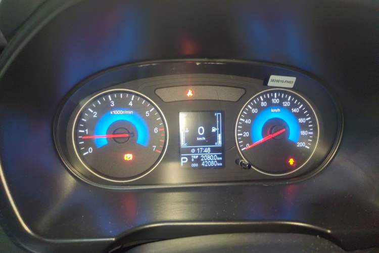 Used Dongfeng Fengon 370 2017 1.5L CVT Fashion Edition 7-Seater